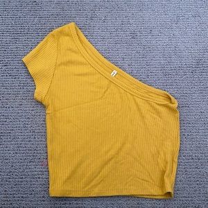 Emma + Sam One sleeve crop top